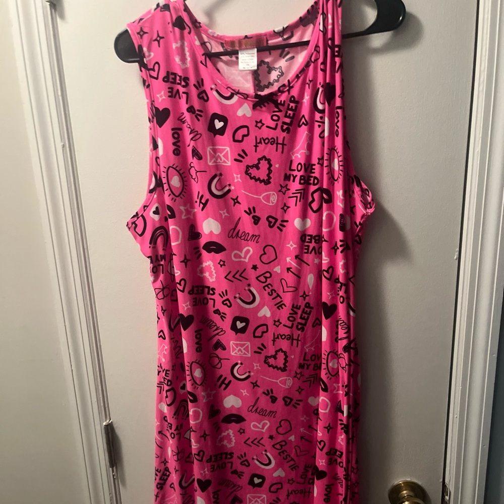 Pink Graphic Sleeveless moomoo